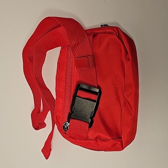 AeroLoft Pure Barre Anywhere Belt Bag Red Adjustable Waist Shoulder Zipper Pouch - Picture 3 of 8